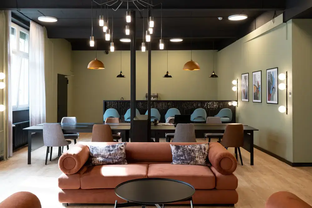 Denizen Artol interior photo 5