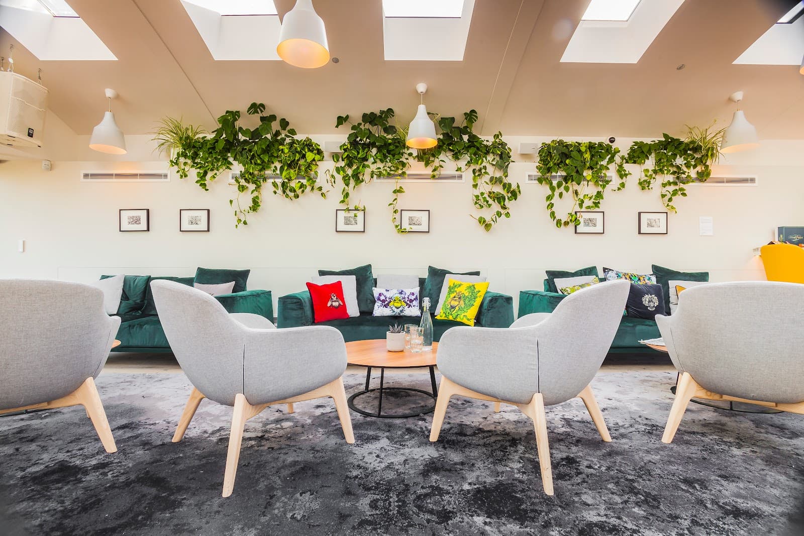 Fora - Dallington Street interior photo 5
