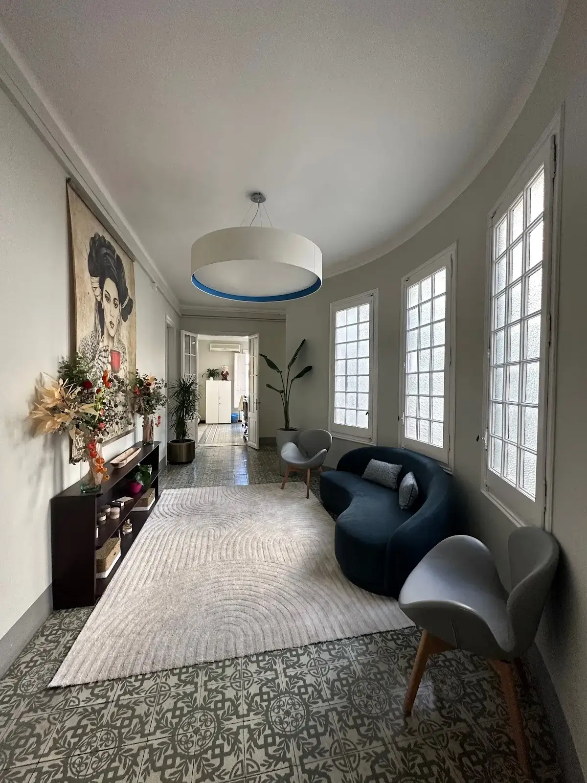 Wekow Business Community interior photo 3