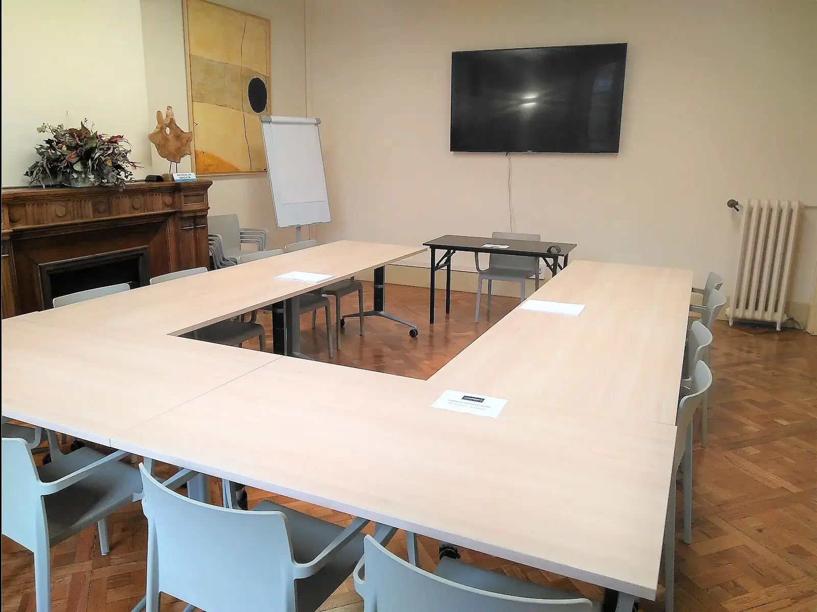 Wekow Business Community interior photo 5