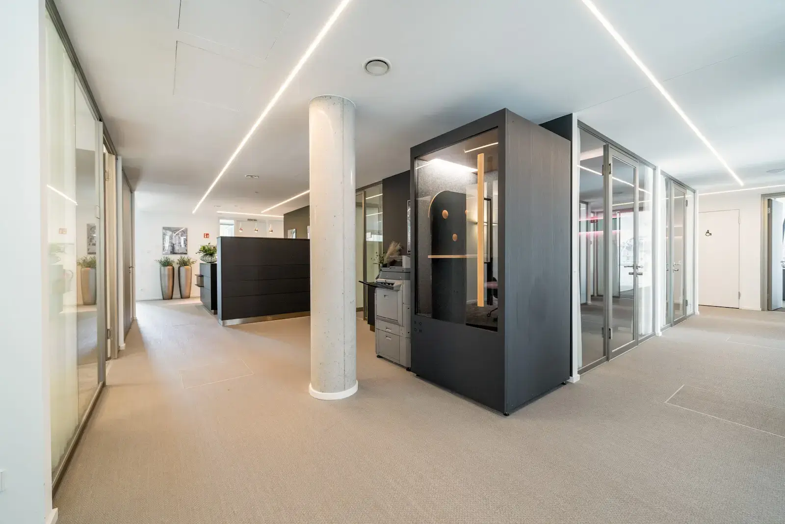 Satellite Office Stuttgart K35 interior photo 3