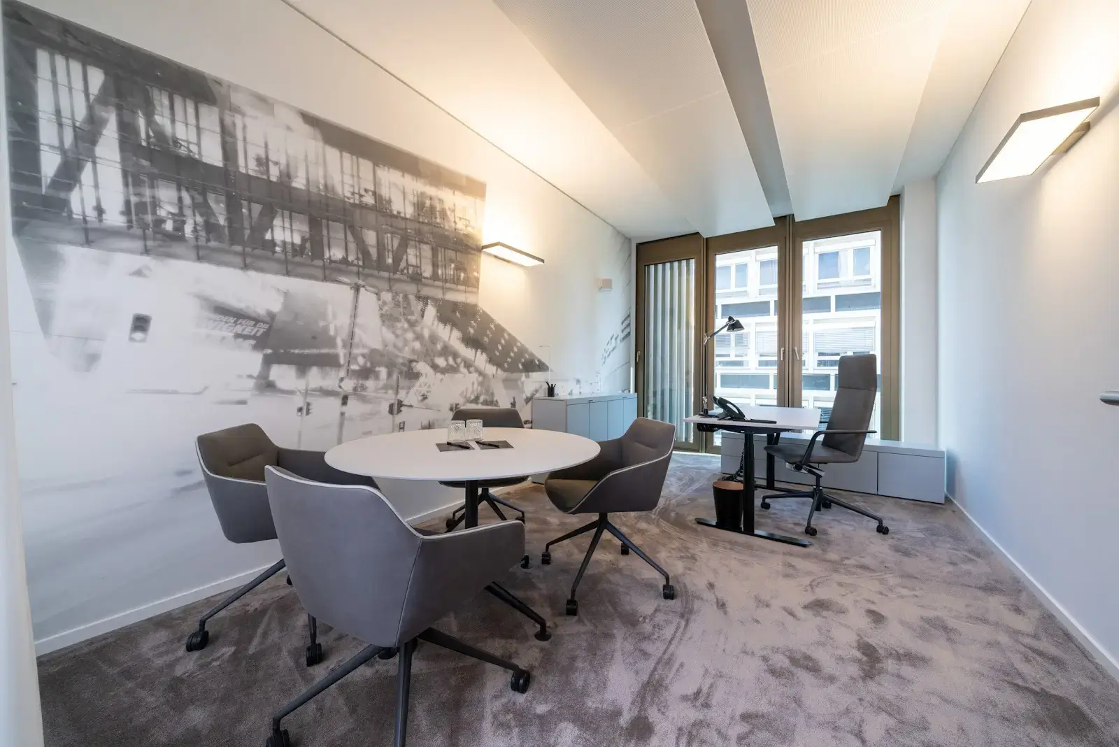 Satellite Office Stuttgart K35 interior photo 7