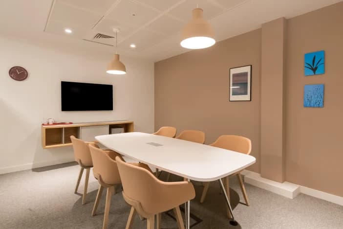 Regus Dusseldorf Peter-Müller-Straße interior photo 3