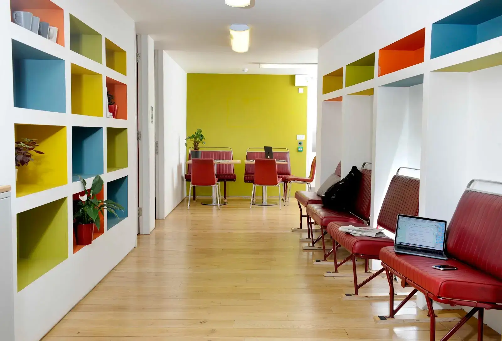 The Melting Pot interior photo 6