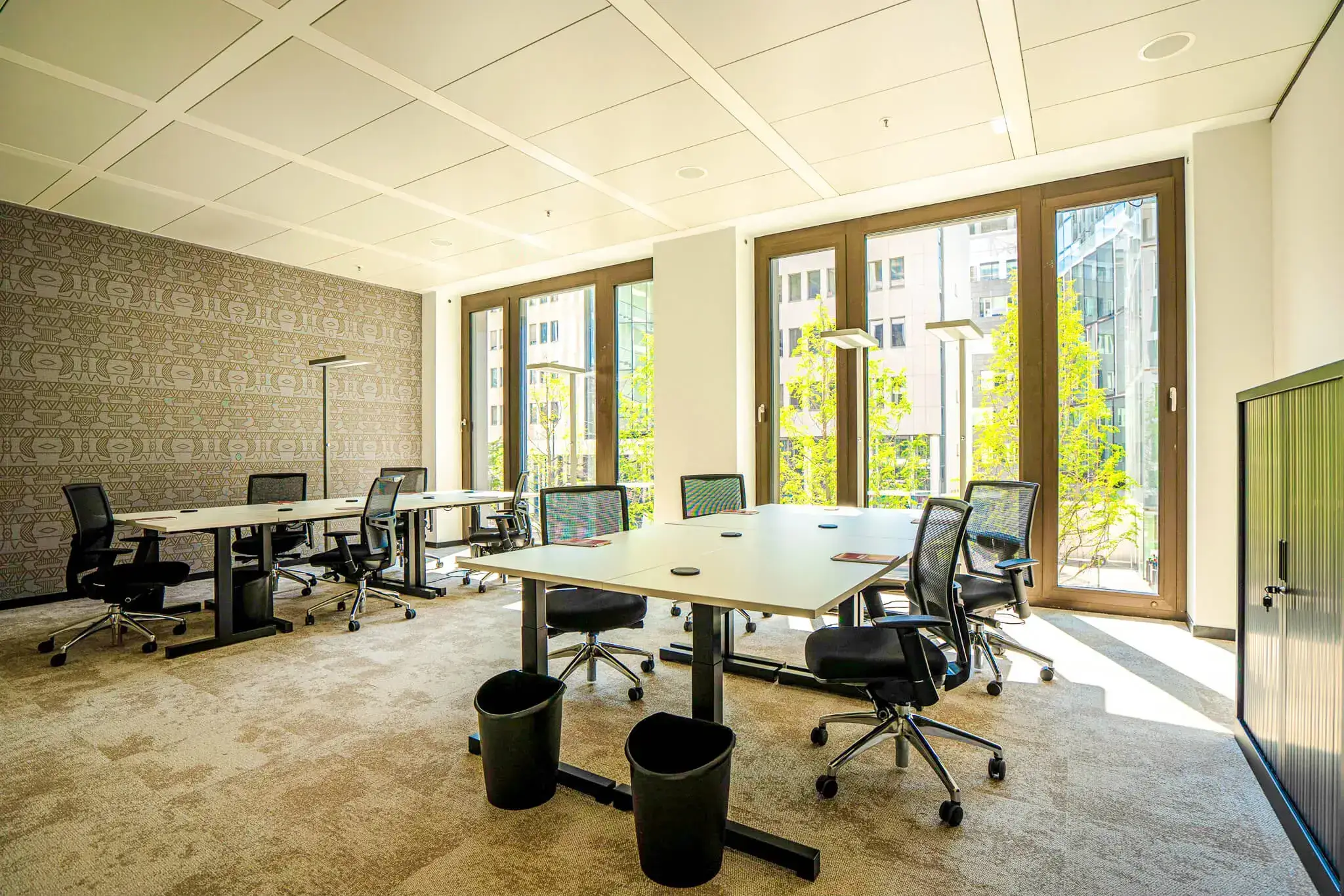 Tribes Frankfurt Marienforum interior photo 4