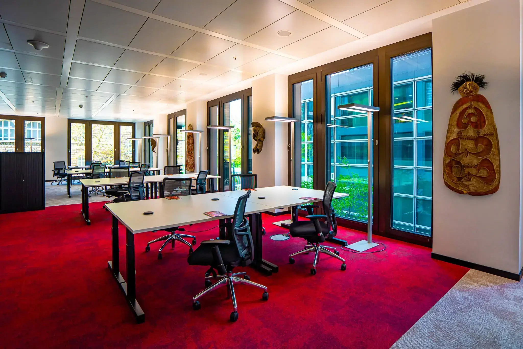 Tribes Frankfurt Marienforum interior photo 6