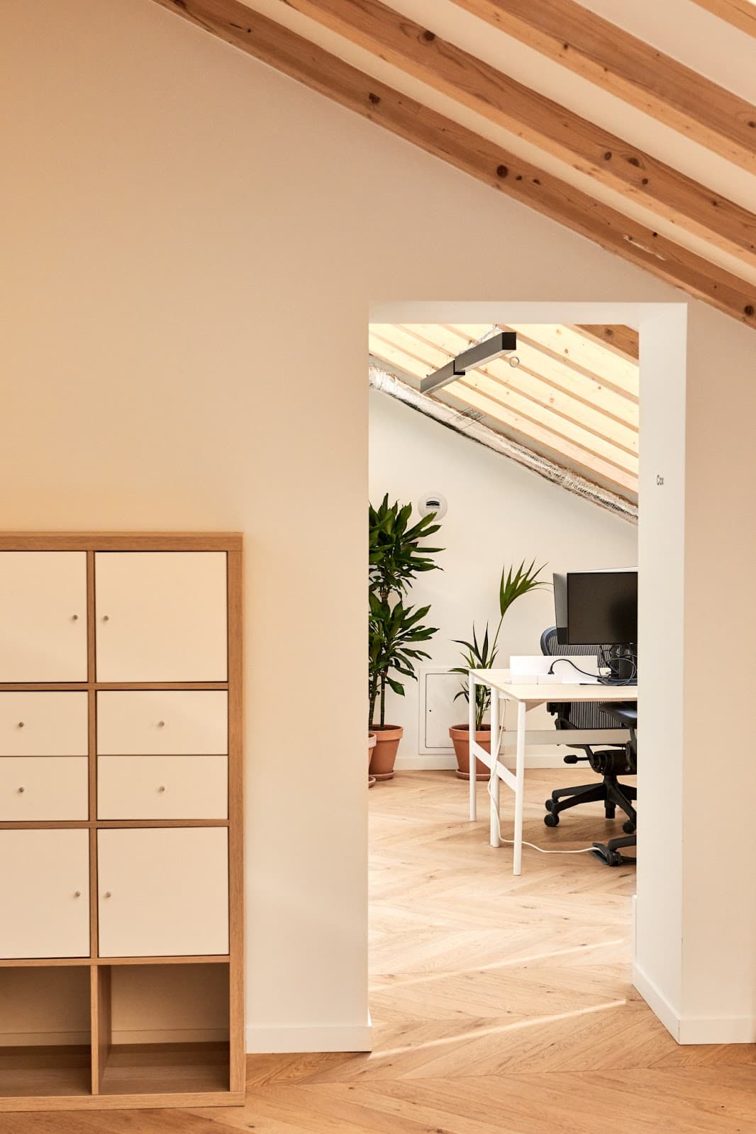 Morning, Petites Écuries interior photo 6