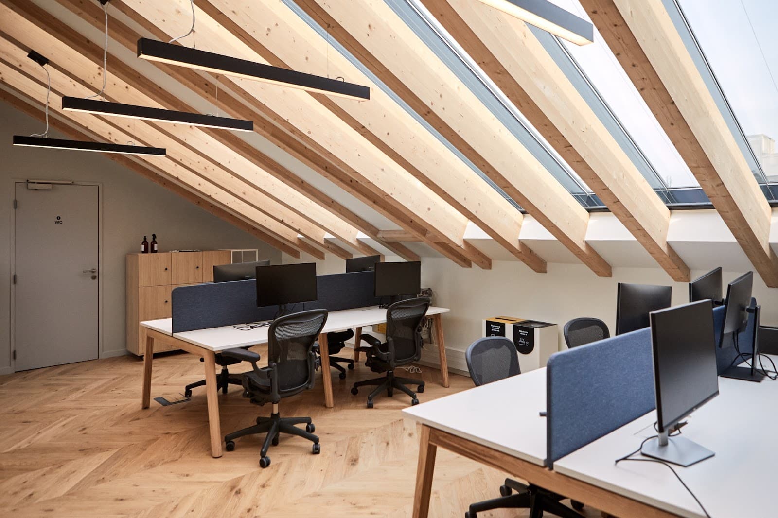 Morning, Petites Écuries interior photo 8