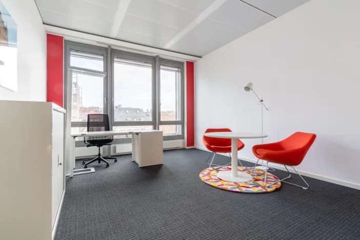 Regus Stuttgart Rotebühlplatz interior photo 6