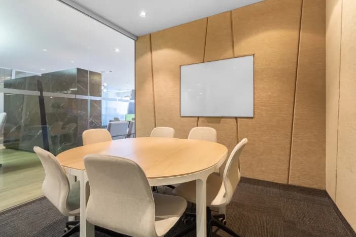 Regus Stuttgart Rotebühlplatz interior photo 8