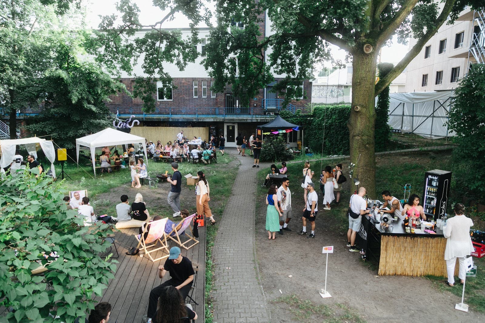 Workish interior photo 7