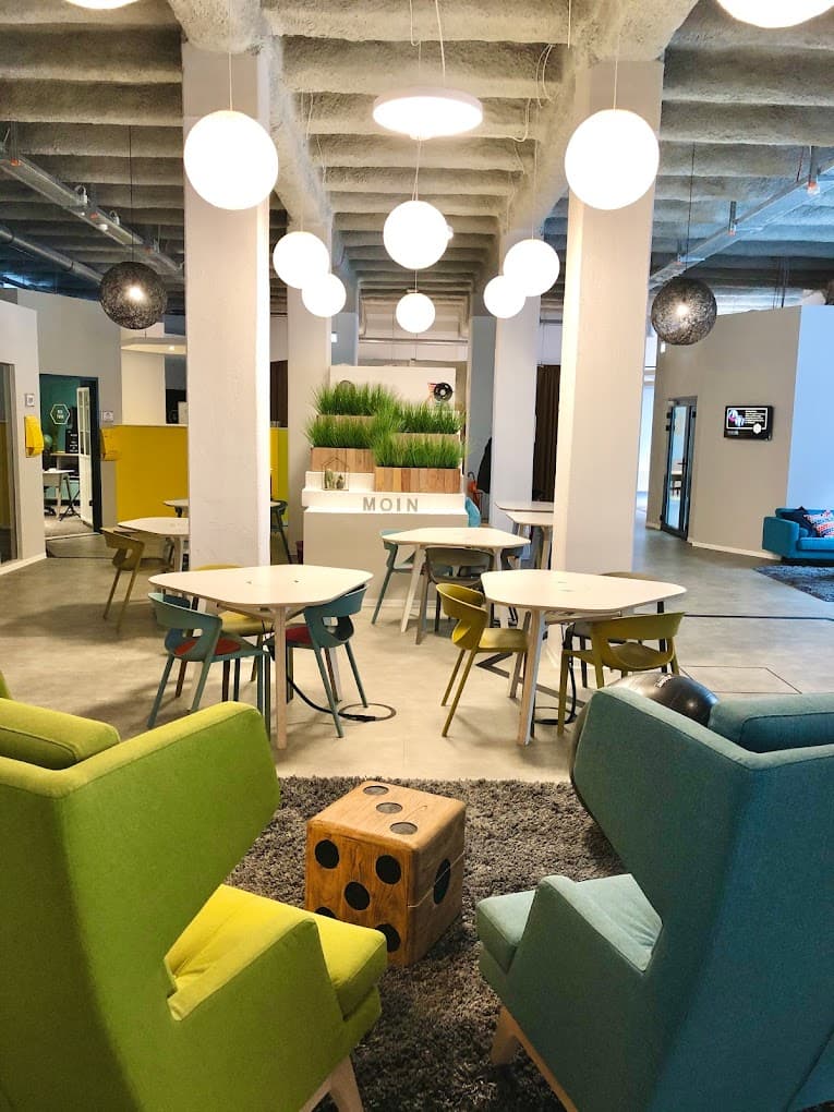 Beehive Hamburg City interior photo 3