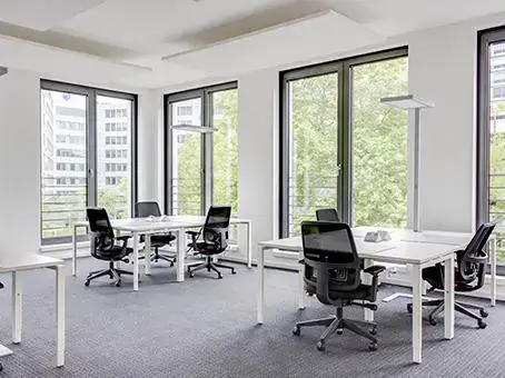 Regus Unterföhring Unterföhring Park Village interior photo 4
