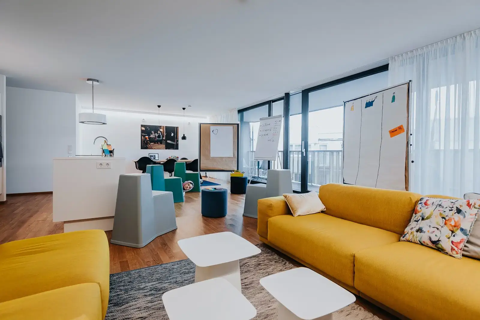 Wertheim Cologne Coworking Space interior photo 9