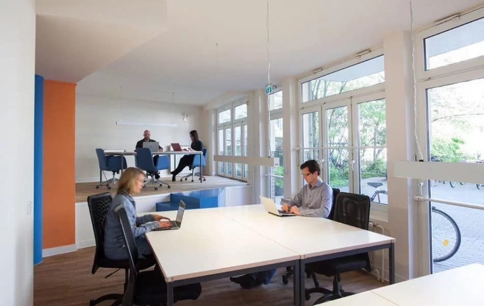 Coworking Toddler interior photo 3