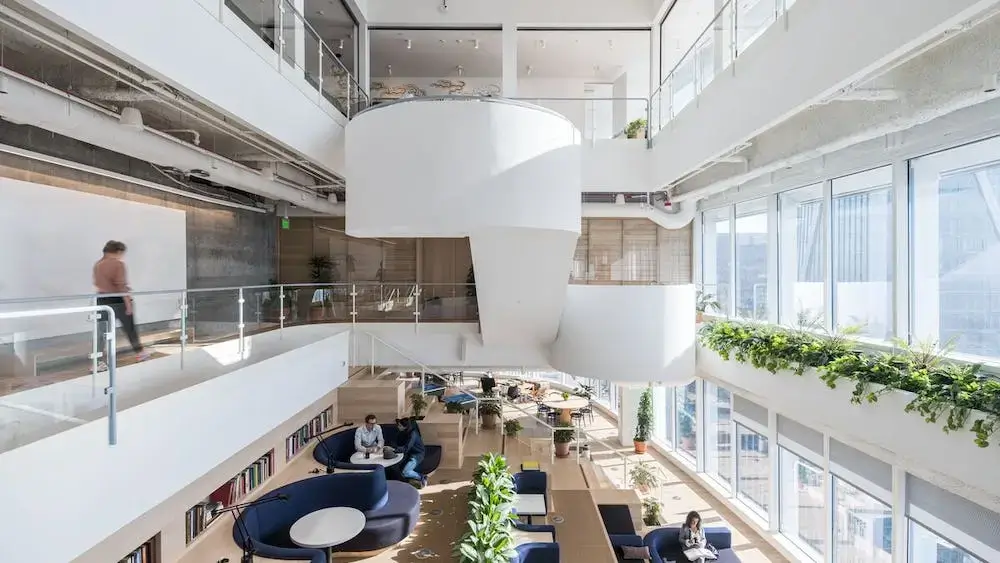WeWork Taunusanlage interior photo 13