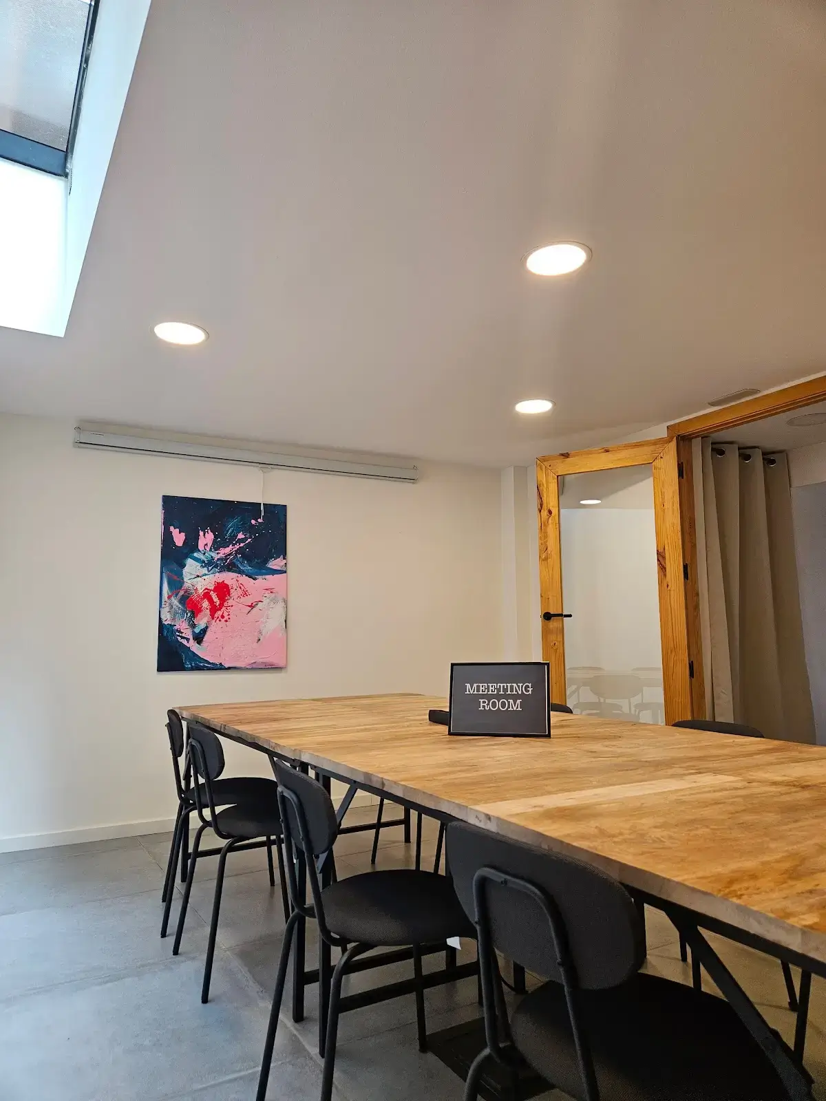 Loft 153 - Coworking space & Offices interior photo 2