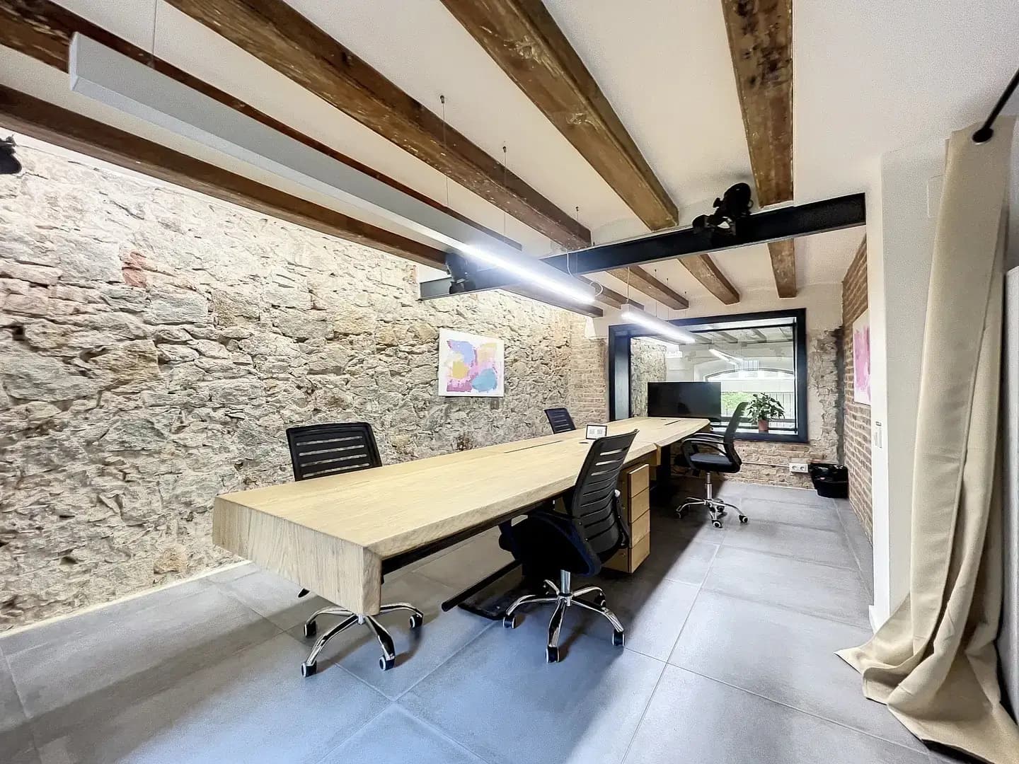 Loft 153 - Coworking space & Offices interior photo 3