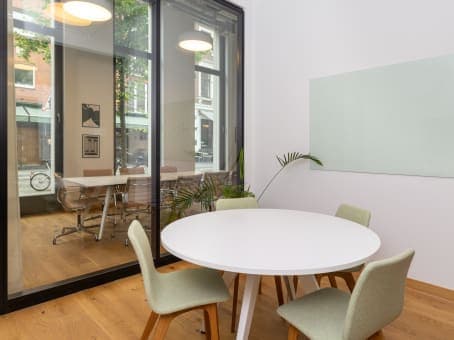 Spaces - Dusseldorf interior photo 2