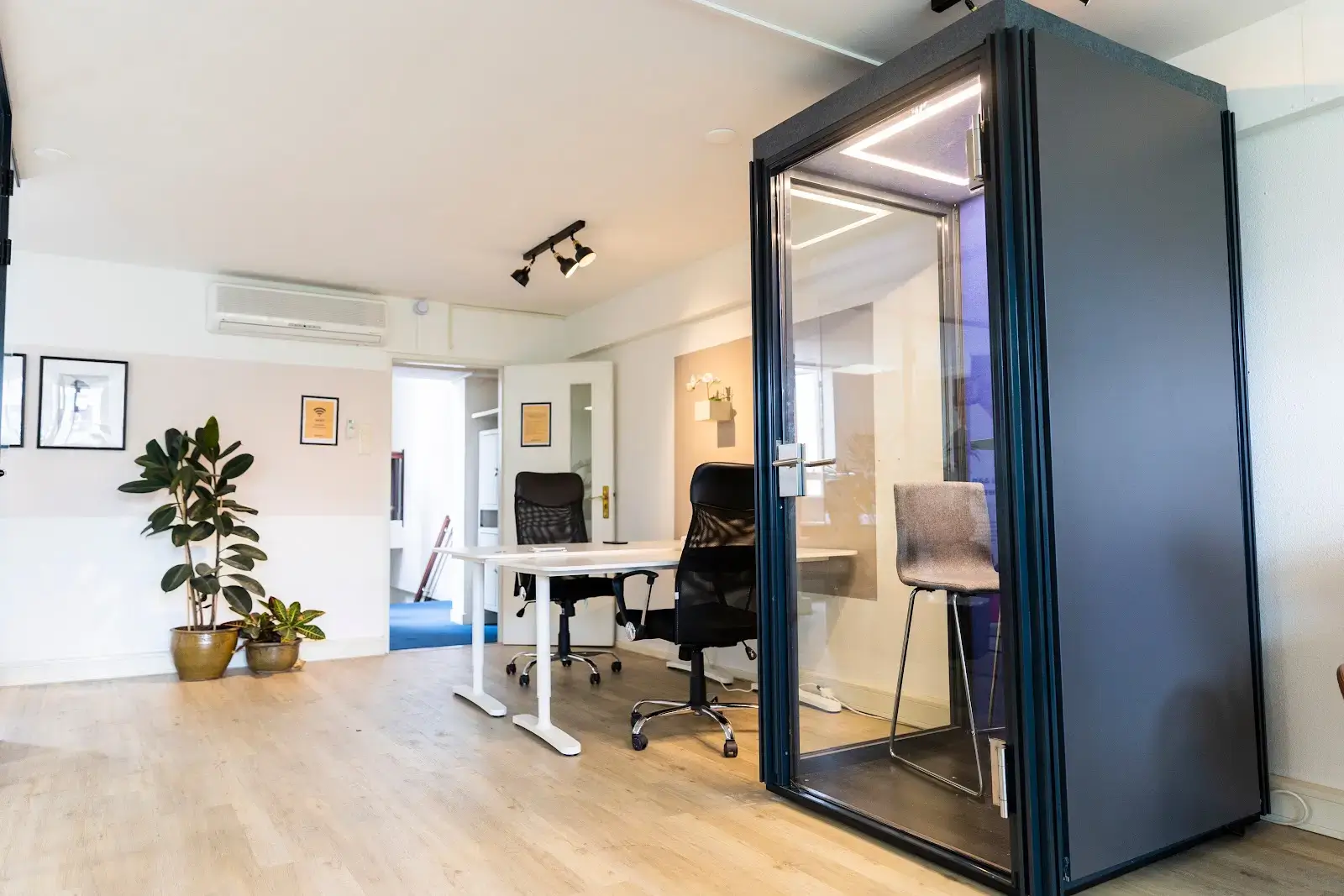 StartDock Keizersgracht interior photo 2