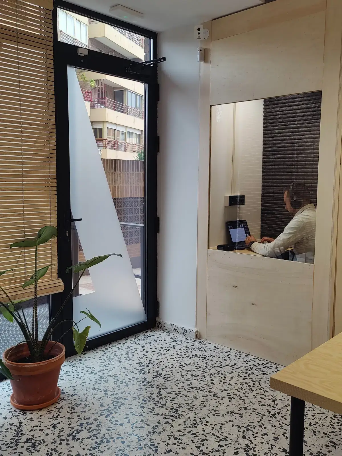 Anda CoWork interior photo 8