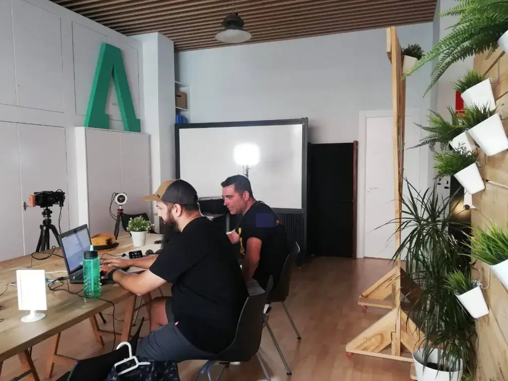 Anda CoWork interior photo 10