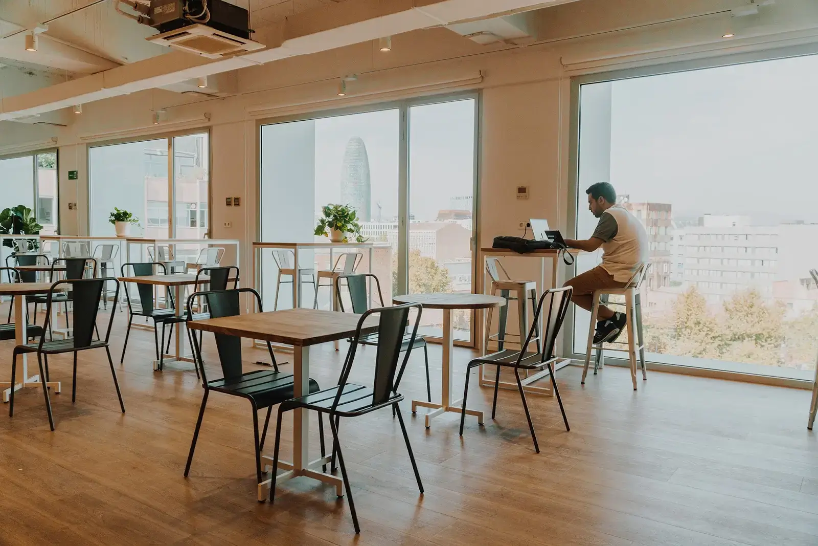 Aticco Bogatell - Coworking Poblenou Barcelona interior photo 3