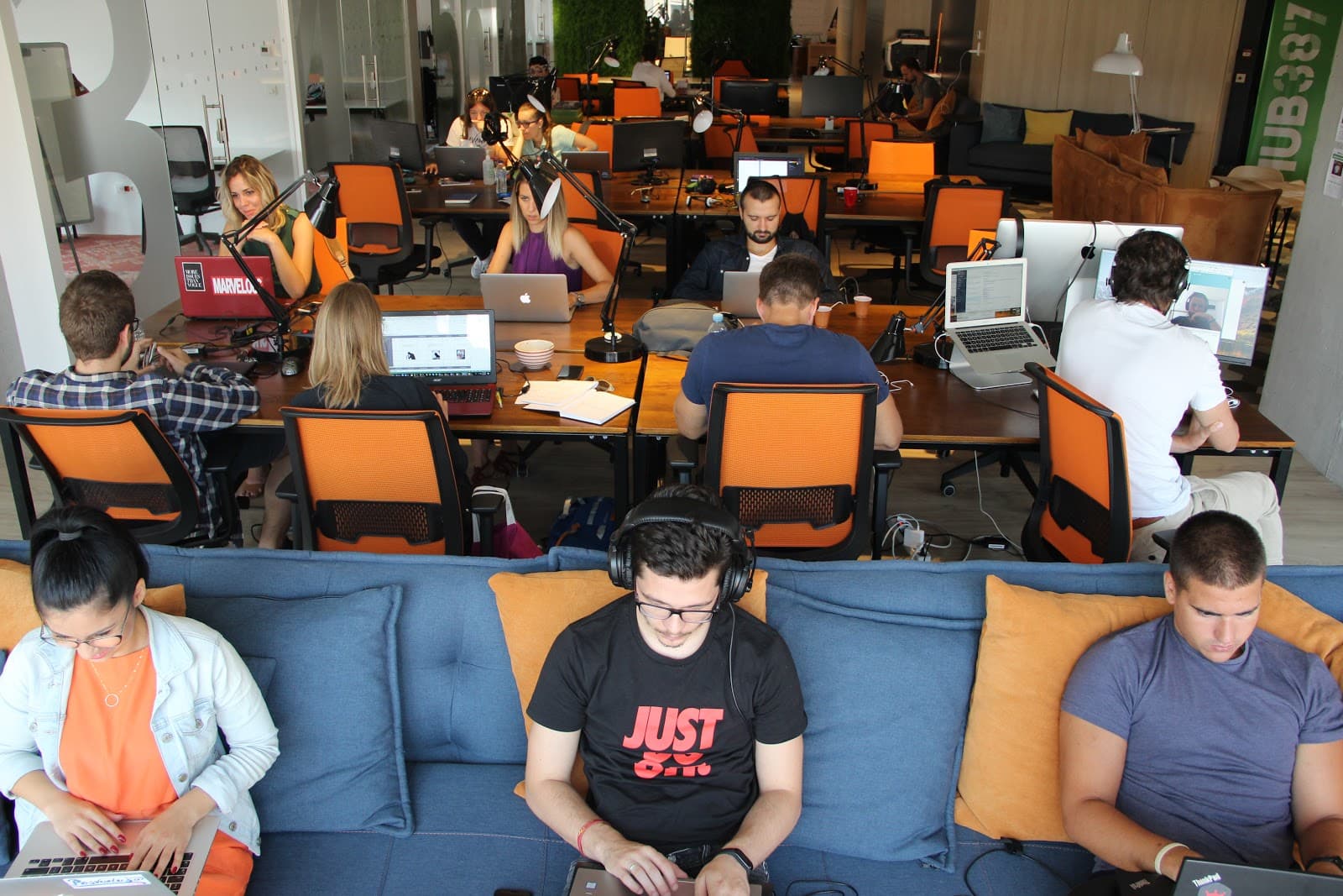 Sarajevo HUB387 Day Pass - Flexible Workspace & Networking in City Center
