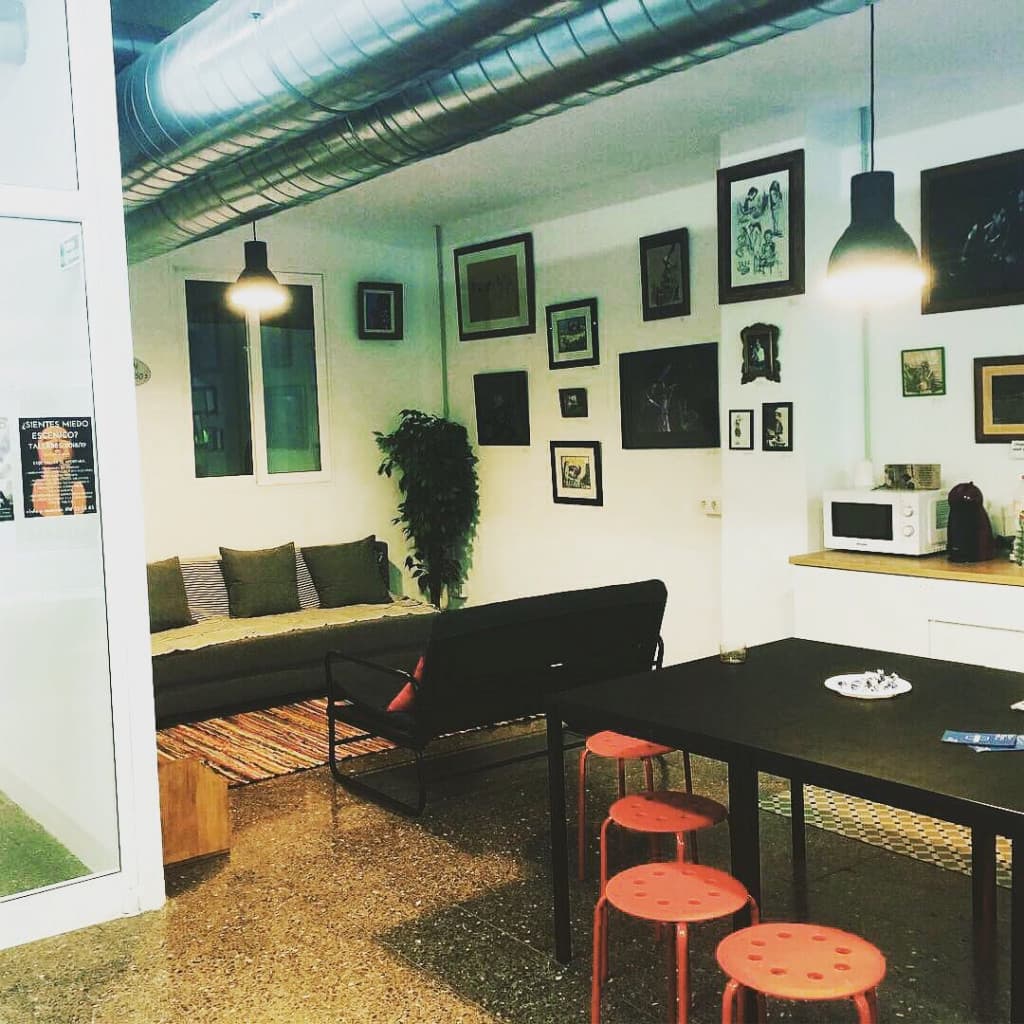 Bright Coworking Day Pass at CoMusicWork Barcelona with Natural Light