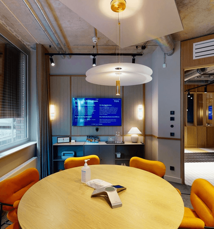 Intimate 6-Person Meeting Room in Fora - Haus am Domplatz with Projector