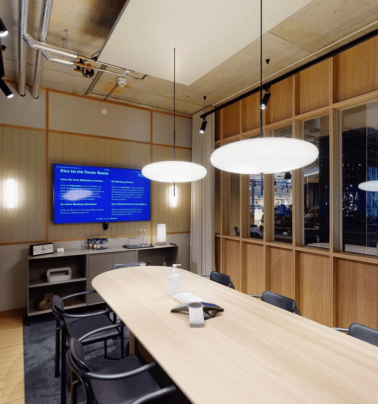 8-Person Meeting Room at Fora - Haus am Domplatz with HDTV & Video Conferencing