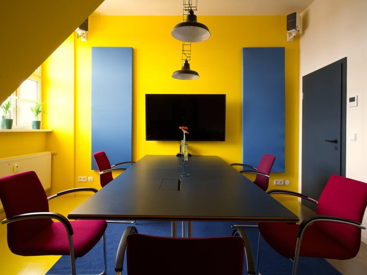 Innovative Meeting Room at Berlin Neukoelln