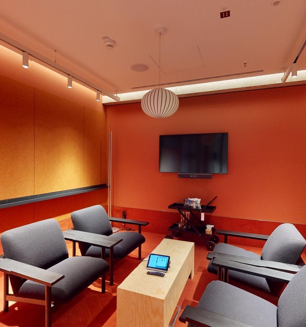 Meeting room 9 Hour for 4 in Fora - Pressehaus Podium (/ Hour)