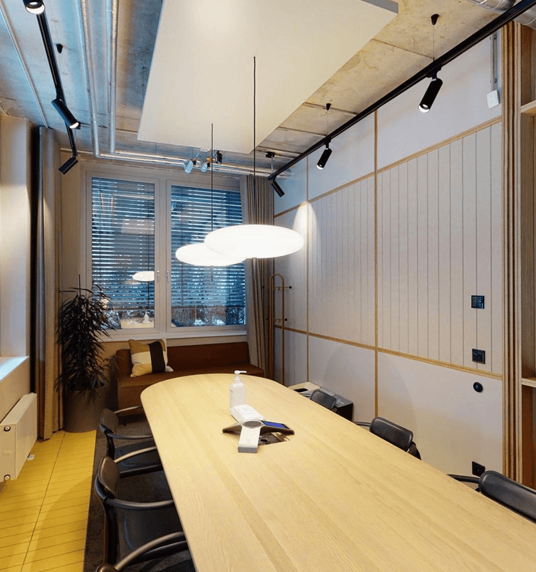 6-Person Meeting Room at Fora - Haus am Domplatz with Projector