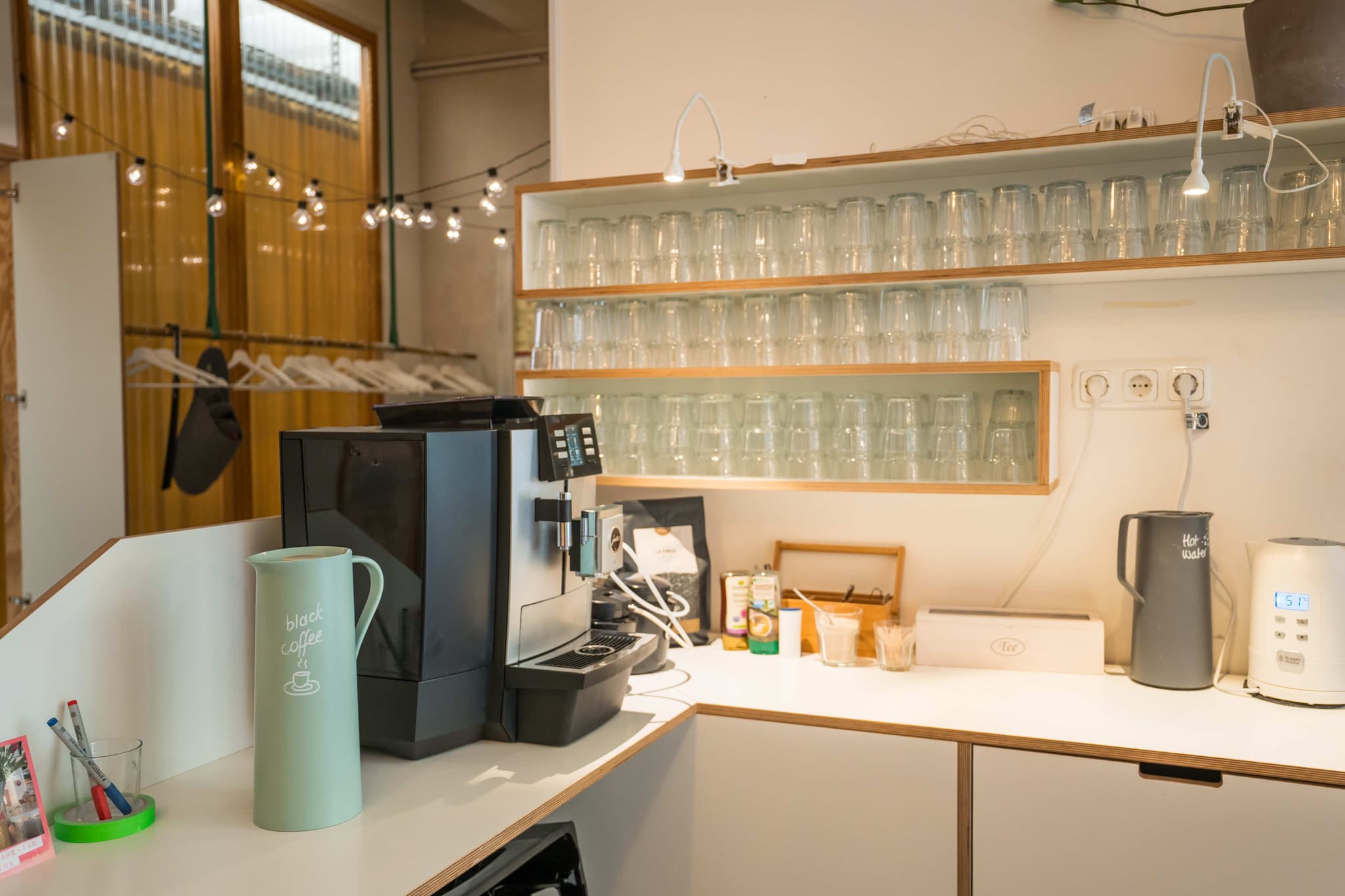 Dynamic Teamspace in Berlin's Launchlabs interior photo 5