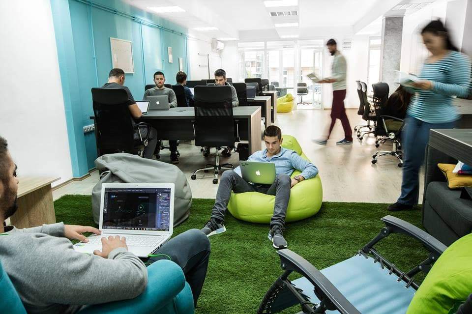 Sarajevo HUB387 Day Pass - Flexible Workspace & Networking in City Center interior photo 3