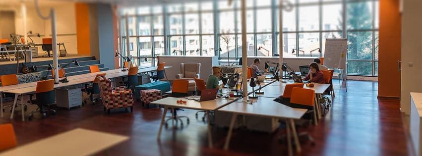 Sarajevo HUB387 Day Pass - Flexible Workspace & Networking in City Center interior photo 4
