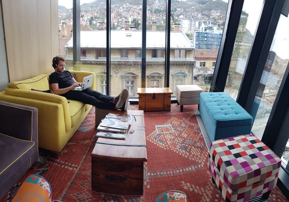 Sarajevo HUB387 Day Pass - Flexible Workspace & Networking in City Center interior photo 9