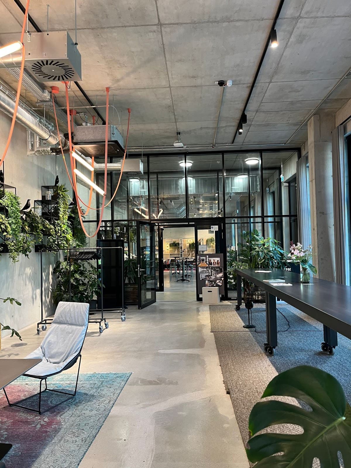 Flexible Day Pass with Lounge Access in Design Offices München Macherei interior photo 6