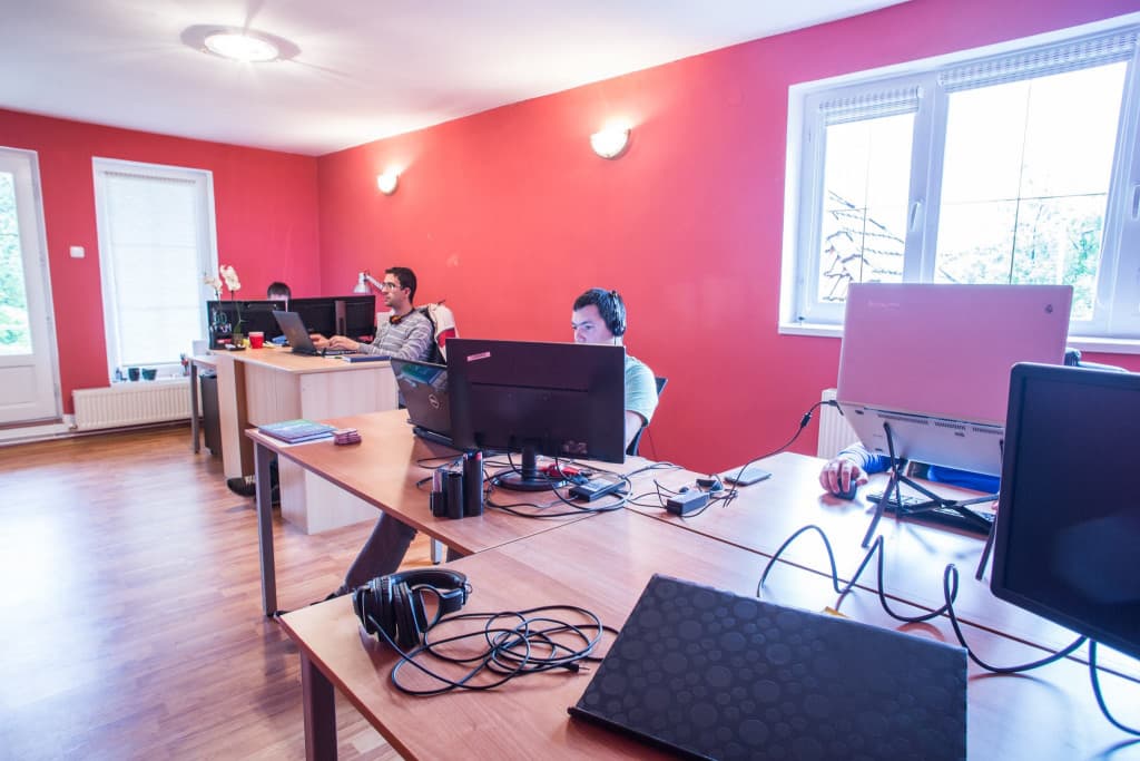 The House Cowork Miercurea Ciuc Day Pass - Flexible Workspace & Networking interior photo 6