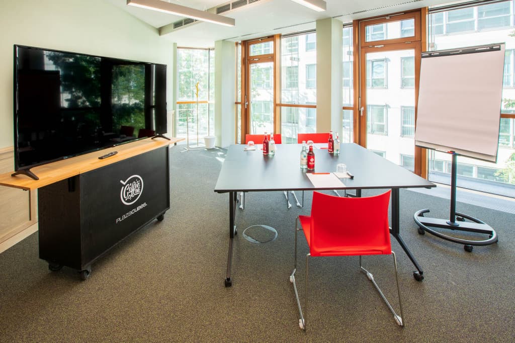 Plaza Cubes: Serviced, Virtual & Shared Offices in Dusseldorf interior photo 2