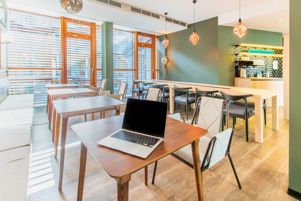 Plaza Cubes: Serviced, Virtual & Shared Offices in Dusseldorf interior photo 4