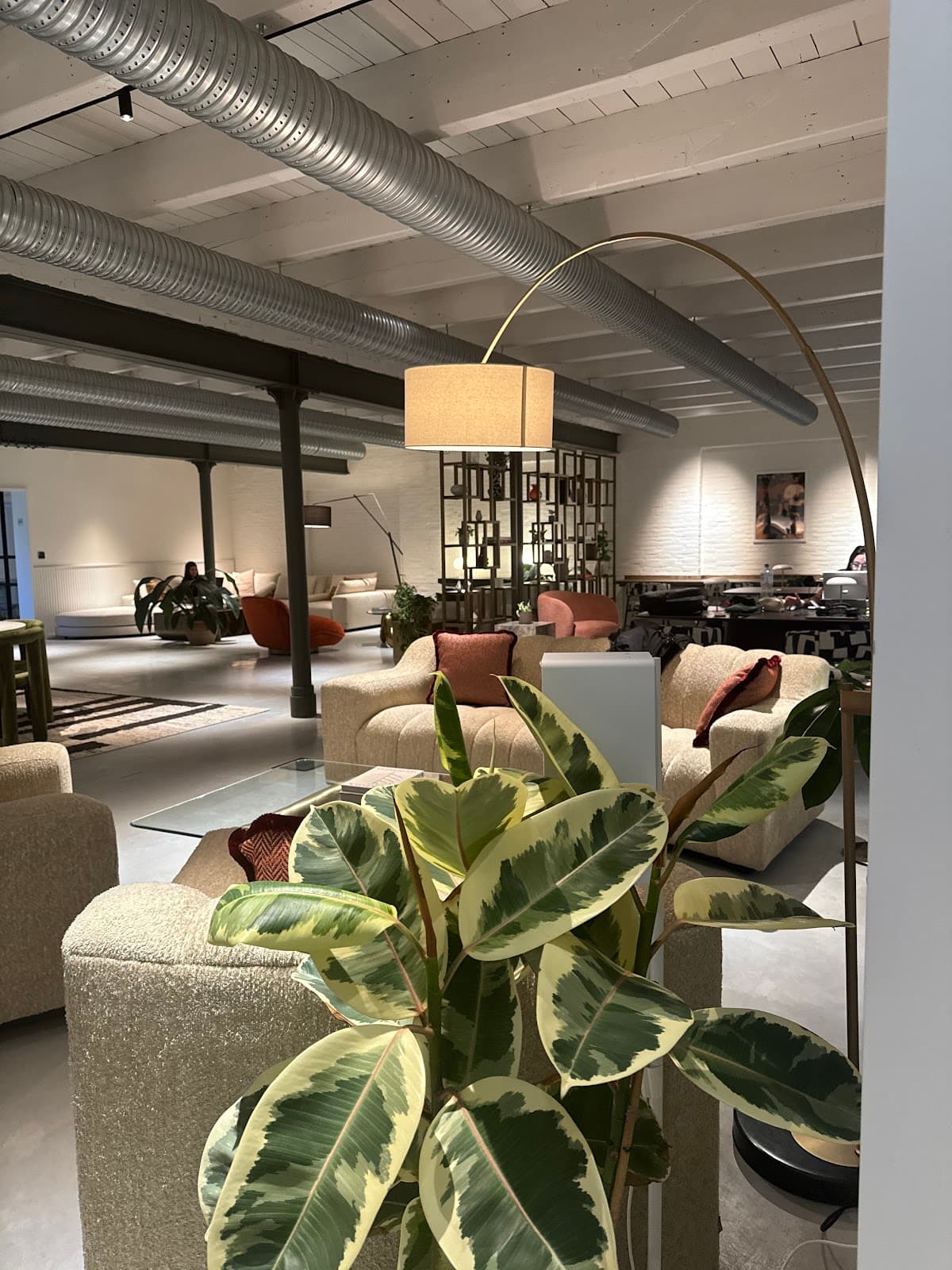 Dynamic Day Pass at RIVVIA Amsterdam interior photo 7