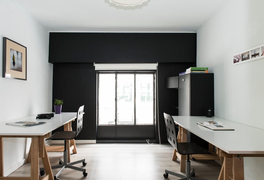 Dinamo Coworking Vigo Day Pass - Flexible Workspace & Networking in City Center interior photo 10