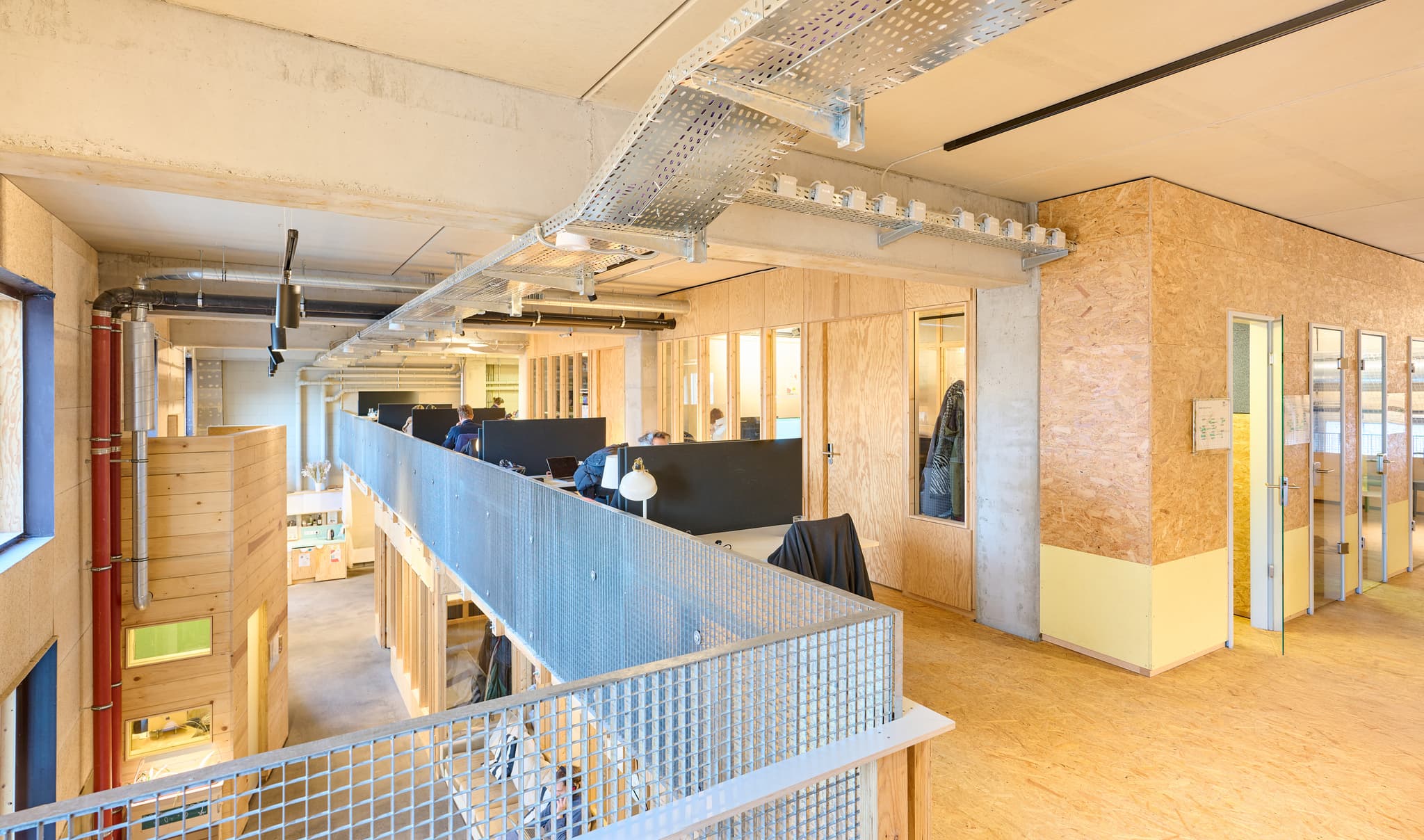Berlin's Premier Coworking Day Pass at Impact Hub interior photo 6