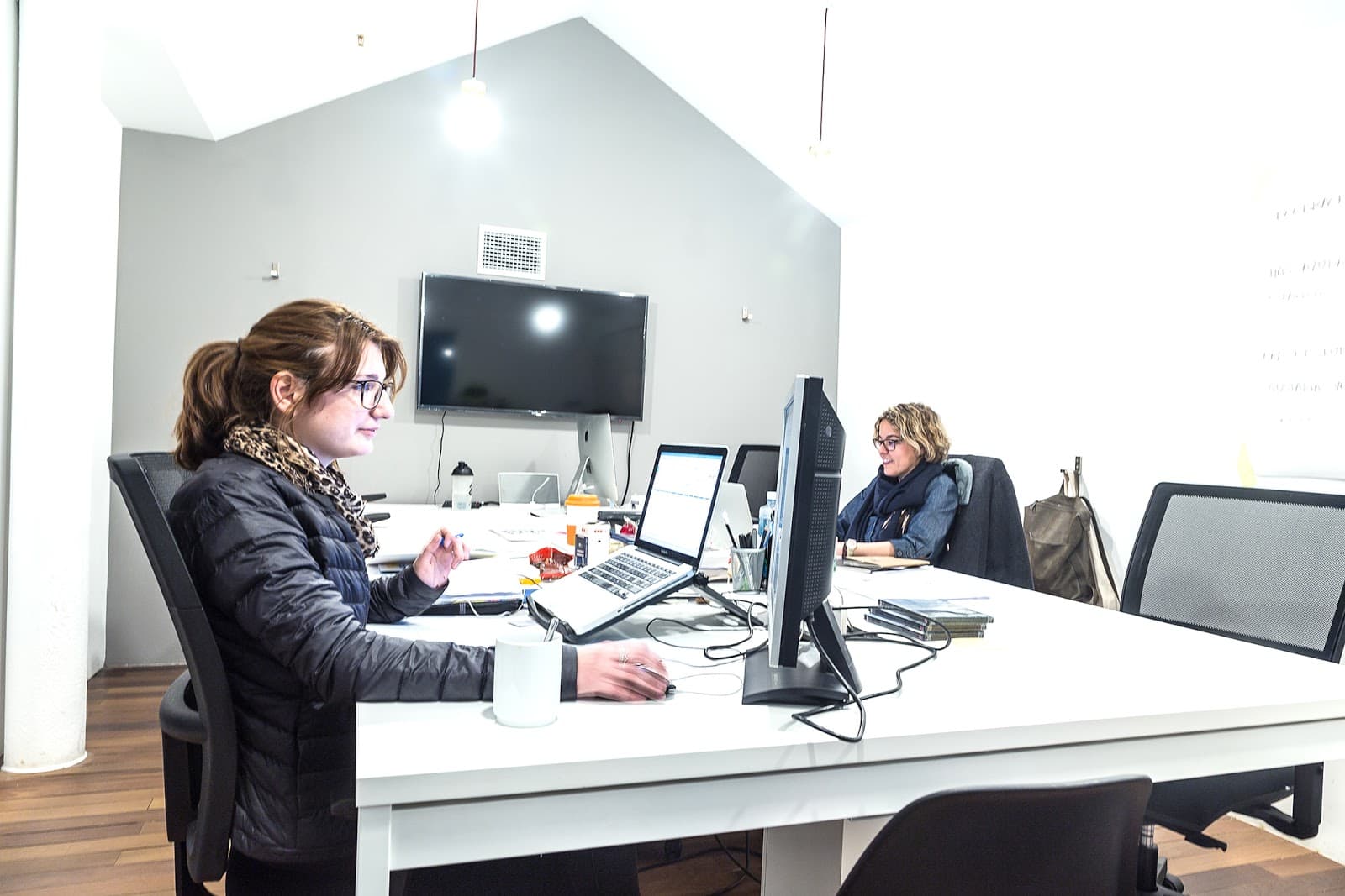 Day Pass at CREC Coworking Eixample with Natural Light interior photo 3