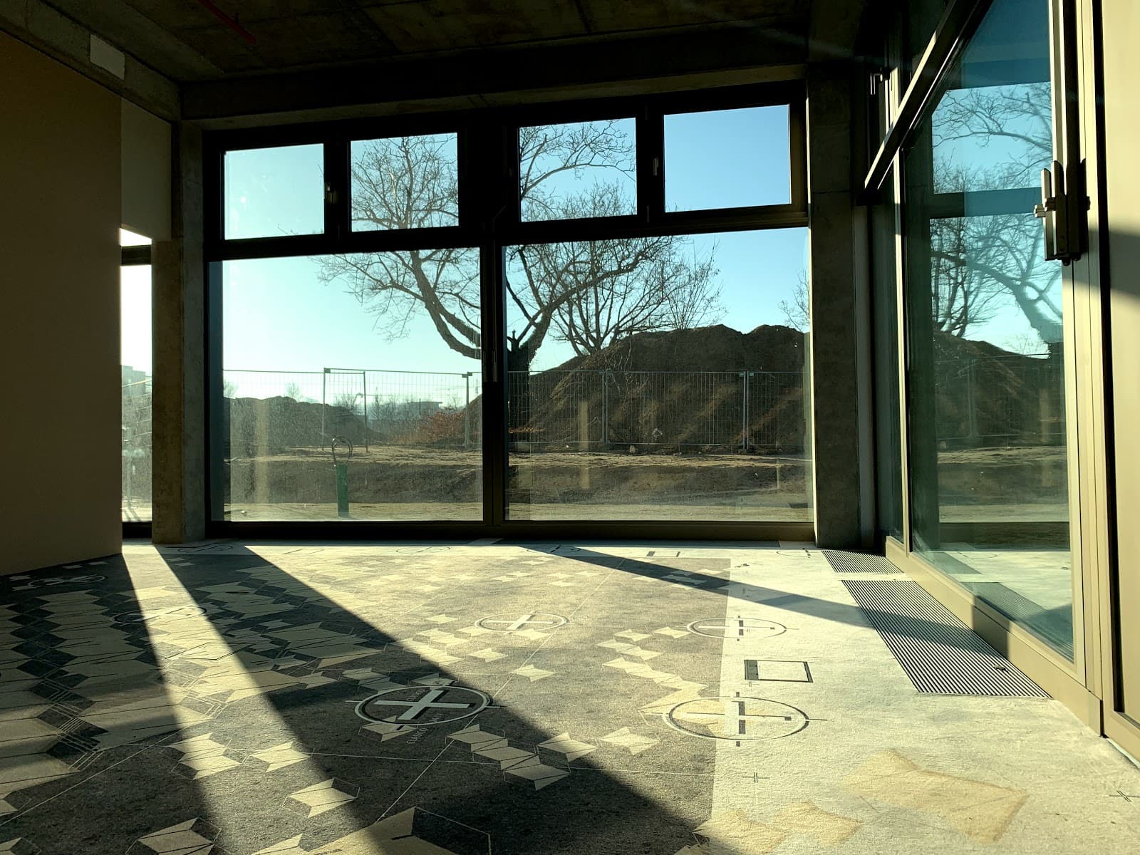 Day Pass at Simpli Office Potsdam with Rooftop Terrace interior photo 7
