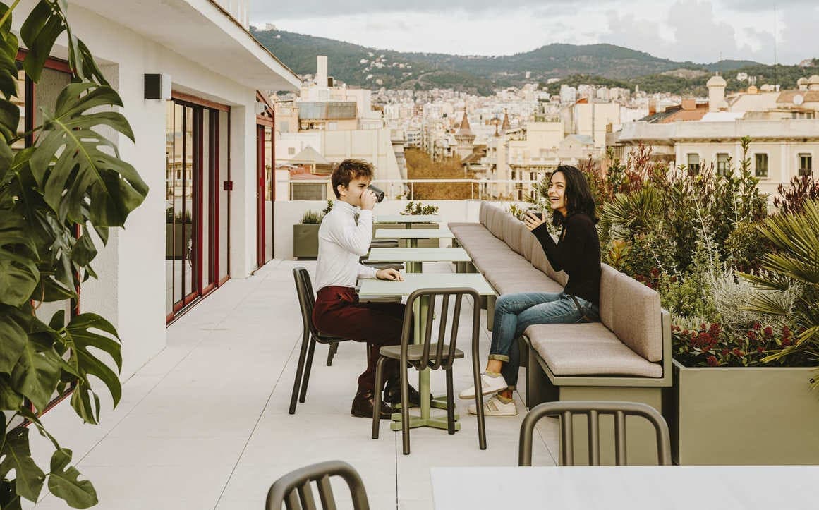 Premium Day Pass at Cloudworks Tuset – Diagonal with Terrace Access interior photo 9