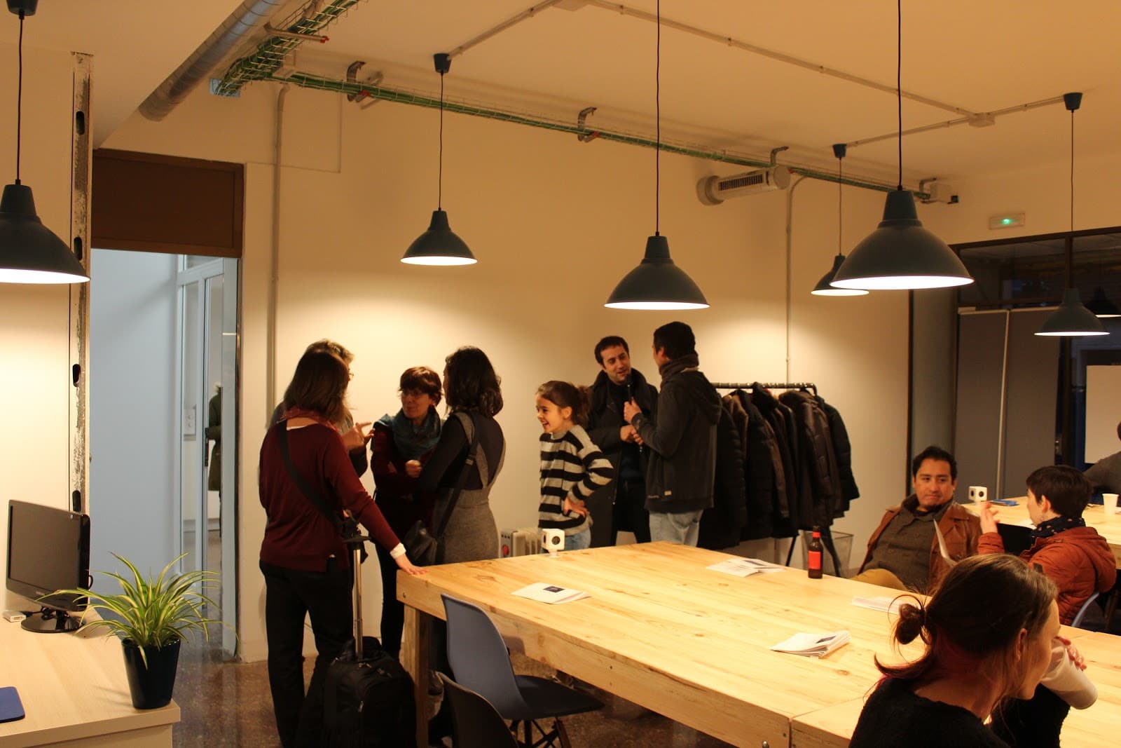Bright Coworking Day Pass at CoMusicWork Barcelona with Natural Light interior photo 6