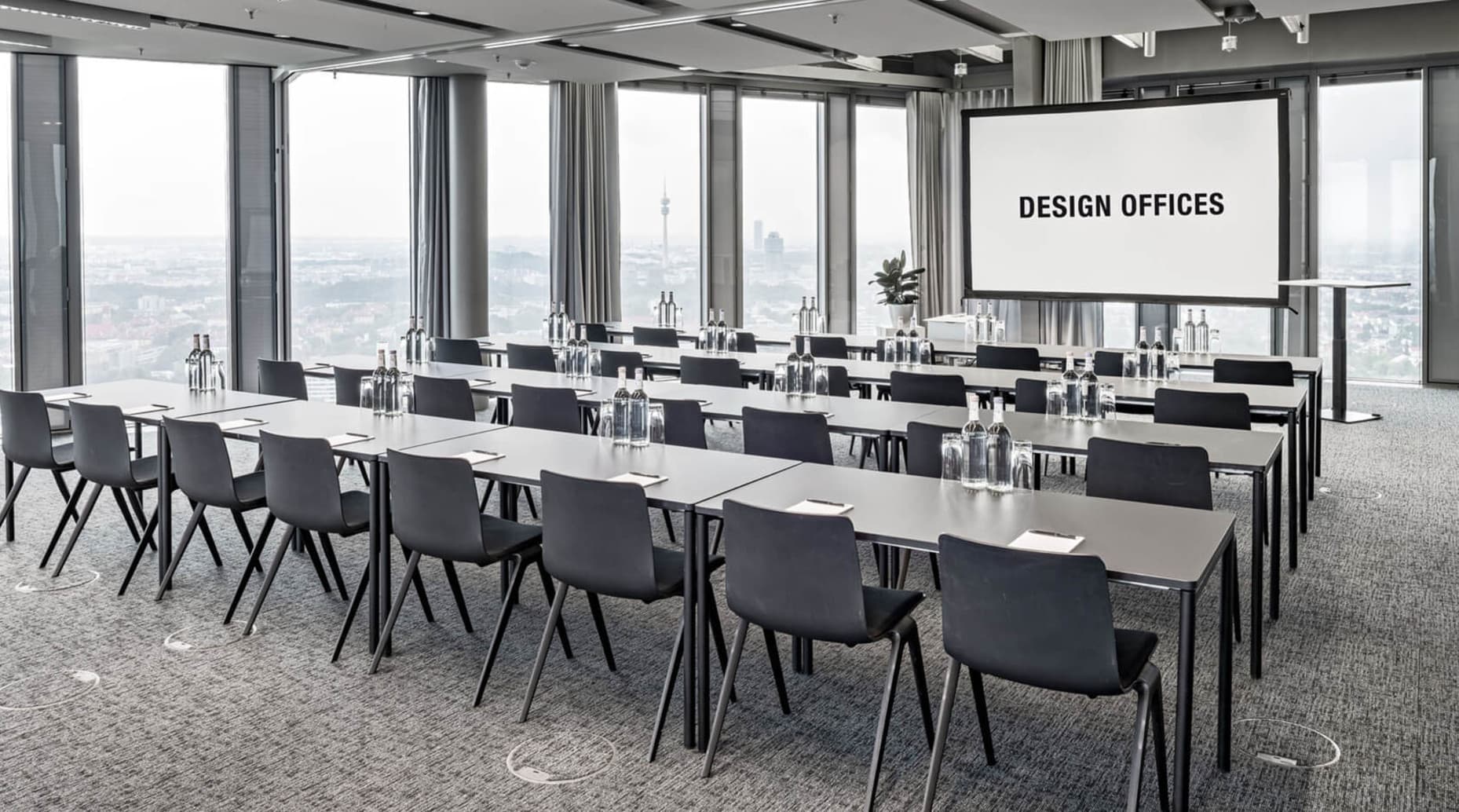 Flexible Day Pass at Design Offices München Highlight Towers interior photo 1
